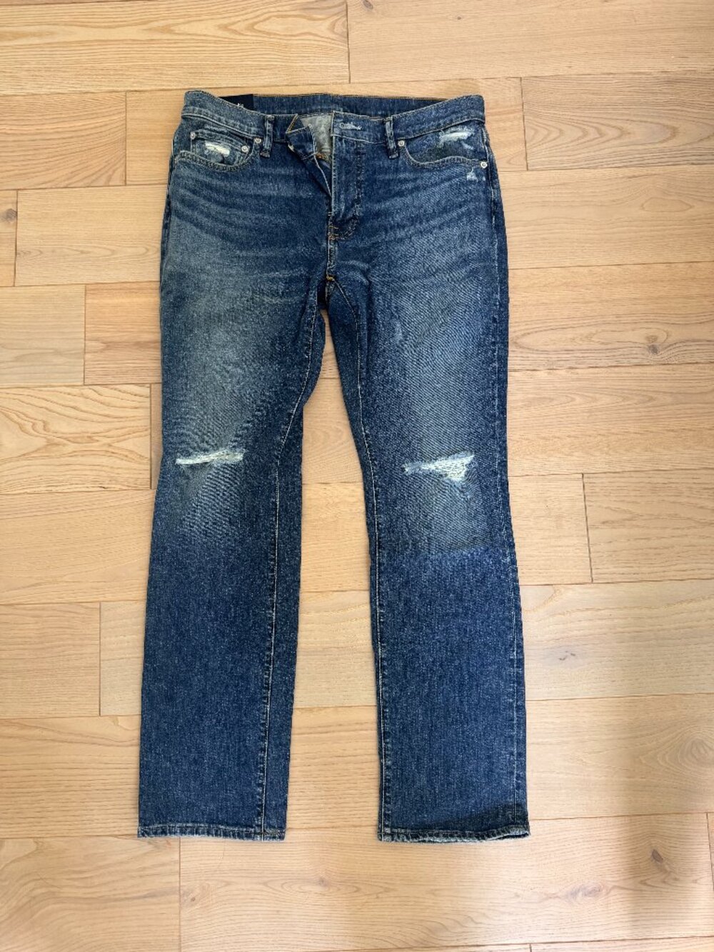 Abercrombie Fitch Men's Ripped Straight Stretch Blue Jeans Size: 34x32